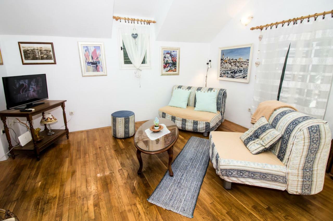 Apartments Kuca Mala Σπλιτ Εξωτερικό φωτογραφία